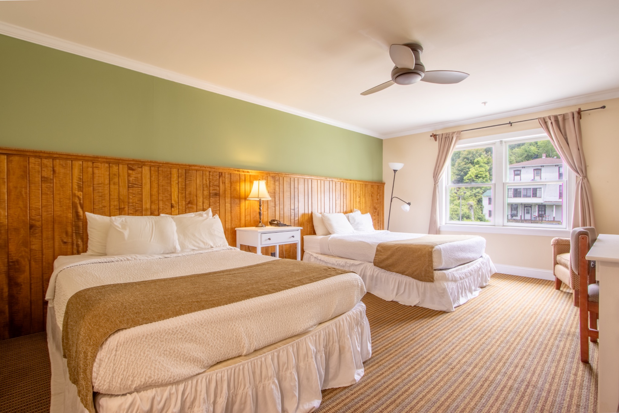 Double Queen Room